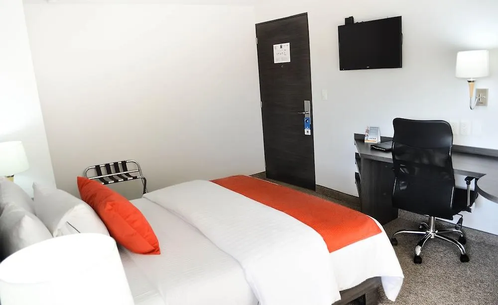Hotel Bewow Queretaro