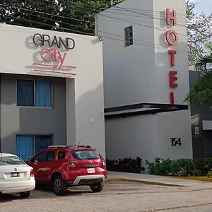 grand-city-hotel.quintano-roohotels.com/